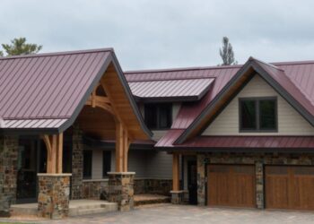 Crafting the Perfect Metal Roofing and Vinyl Siding Combinations